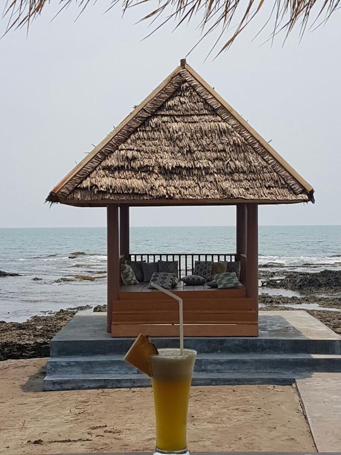 Double G Resort Anyer Bulakan 外观 照片